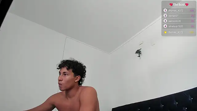 Snapshot of _diegsz_ chatting on March 21, 2025, 7:02 pm diegsz online show from March 21, 2025, 7:02 pm