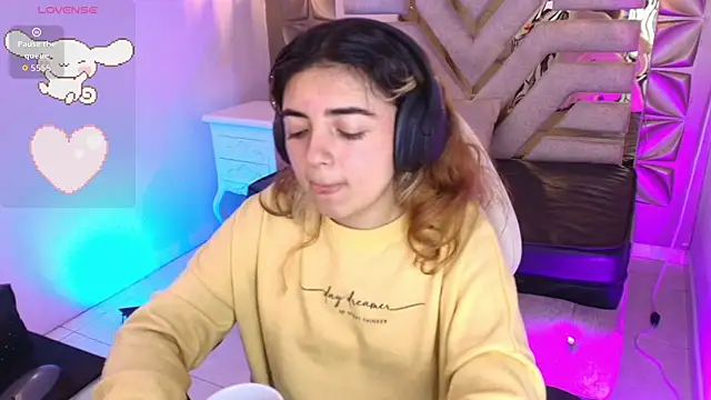 meraki fraise online show from November 16, 2025, 8:13 pm