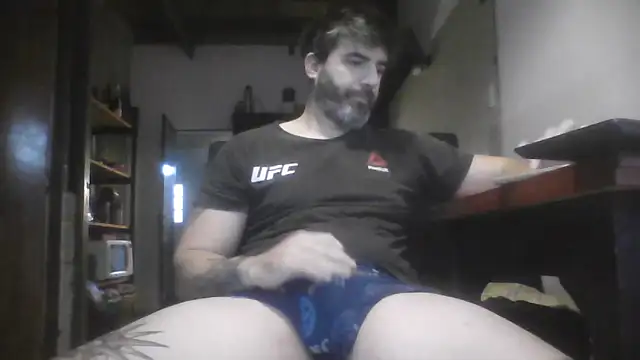 ozzypsico13 online show from June 6, 2026, 1:49 pm