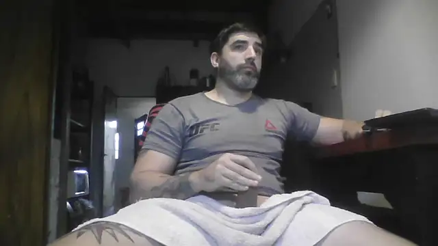 ozzypsico13 online show from May 23, 2026, 3:22 pm