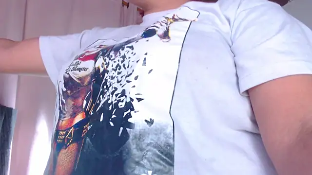 Amara Red online show from April 7, 2026, 11:23 am