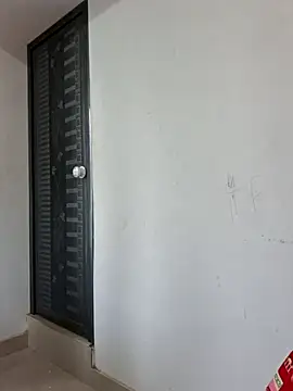 Snapshot of malayali_kunna chatting on February 6, 2026, 10:44 am malayali kunna online show from February 6, 2026, 10:44 am