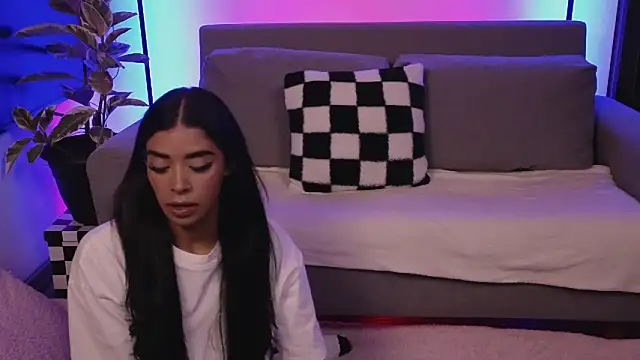 jane hart  online show from November 18, 2025, 11:37 pm