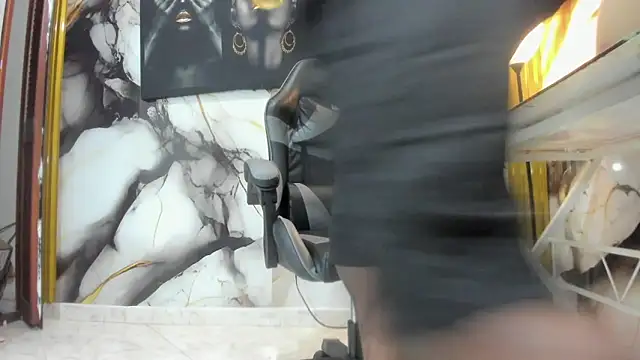 Thomas shelbys online show from November 9, 2025, 3:43 am