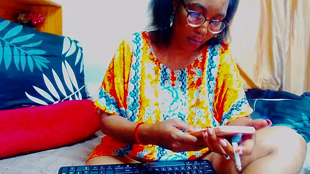 Juicyasss35xx online show from March 29, 2026, 12:18 pm