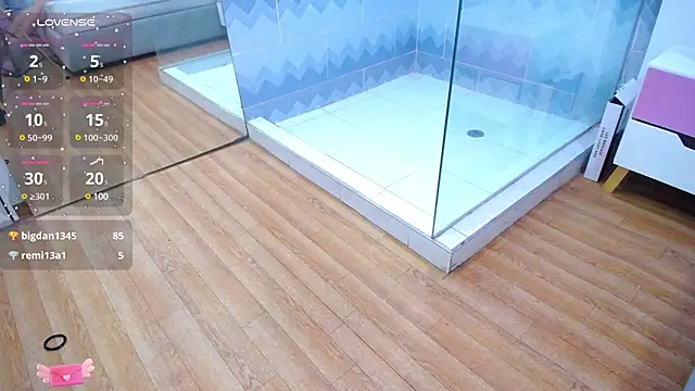 ValloletPainTabbo online show from December 5, 2024, 5:33 pm