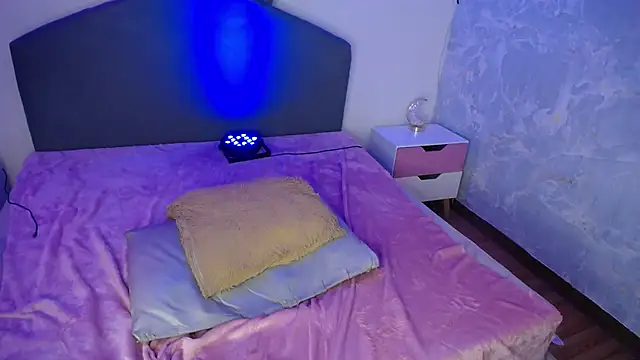 ValloletPainTabbo online show from January 4, 2025, 5:26 pm