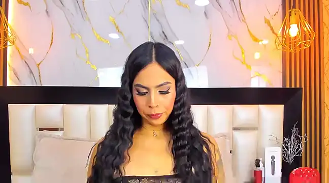 GiahDaniels online show from February 4, 2025, 4:48 am