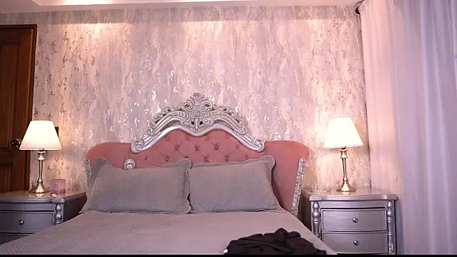 Snapshot of AngelineConnor chatting on February 20, 2026, 11:17 pm AngelineConnor online show from February 20, 2026, 11:17 pm