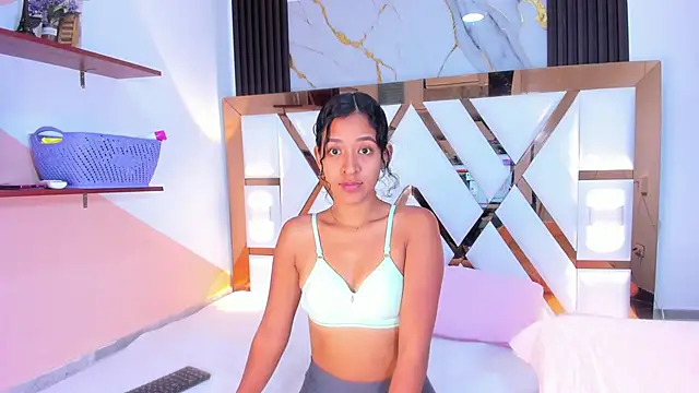 Snapshot of amberr_sweett69 chatting on February 25, 2025, 6:33 pm amberr sweett69 online show from February 25, 2025, 6:33 pm