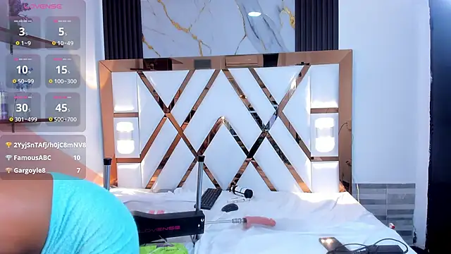 Snapshot of amberr_sweett69 chatting on January 25, 2025, 12:48 am amberr sweett69 online show from January 25, 2025, 12:48 am