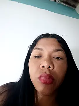 DIORA Latina online show from December 21, 2025, 1:24 pm