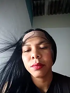 DIORA Latina online show from March 14, 2026, 7:53 pm