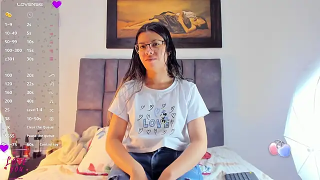 Vahiolet smith online show from March 11, 2026, 3:22 am