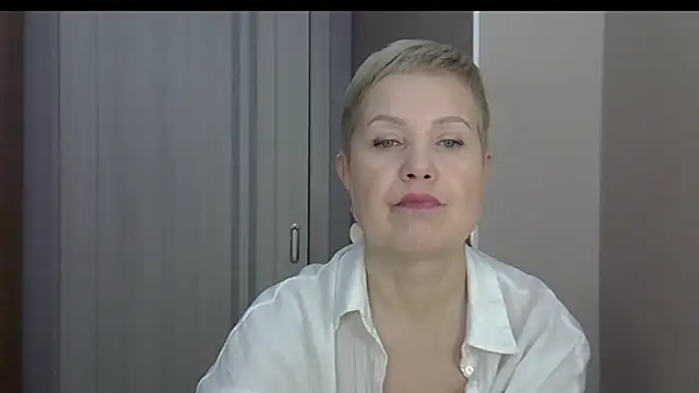 Madam-Madam online show from December 3, 2024, 2:09 am