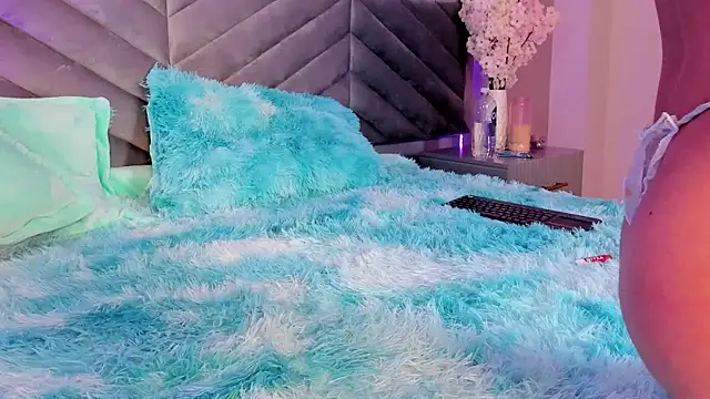 Snapshot of Ary_thompson__ chatting on December 21, 2024, 10:19 pm Ary thompson online show from December 21, 2024, 10:19 pm