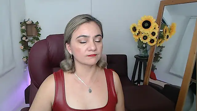 Ghada milf online show from June 5, 2026, 11:21 pm