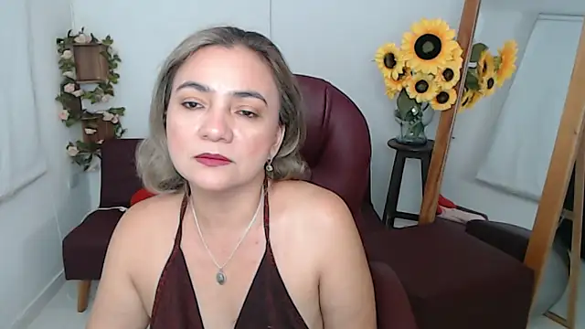 Ghada milf online show from June 7, 2026, 10:48 pm