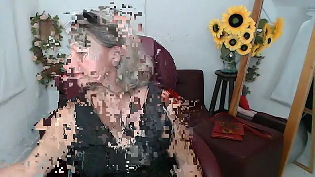 Ghada milf online show from June 4, 2026, 10:14 pm