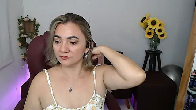 Ghada milf online show from May 15, 2026, 11:58 pm