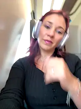 Snapshot of Babyfantasy83 chatting on October 12, 2025, 11:44 am Babyfantasy83 online show from October 12, 2025, 11:44 am