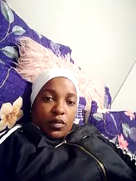 Amberbela online show from September 25, 2025, 5:19 pm