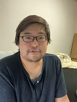 Snapshot of yuuki198912 chatting on October 27, 2025, 10:00 pm yuuki198912 online show from October 27, 2025, 10:00 pm