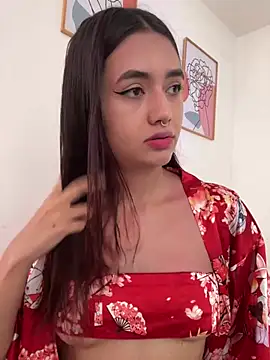 Snapshot of HallieLemon1 chatting on March 4, 2025, 4:20 pm HallieLemon1 online show from March 4, 2025, 4:20 pm