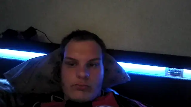 Nicolasjlhkjzl online show from May 10, 2026, 9:02 am