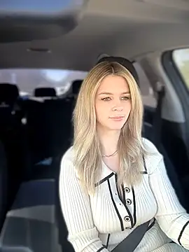 Love Bri online show from March 13, 2026, 9:58 am