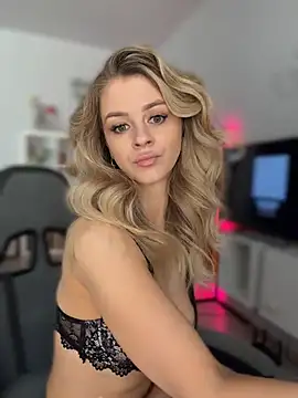 Love Bri online show from July 17, 2026, 9:28 am