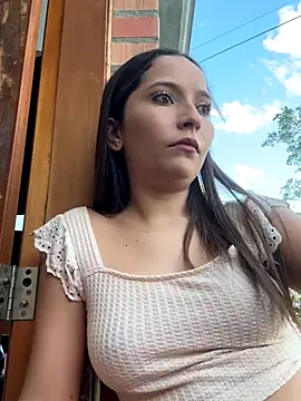 Penelope-Hot online show from November 6, 2025, 9:41 pm