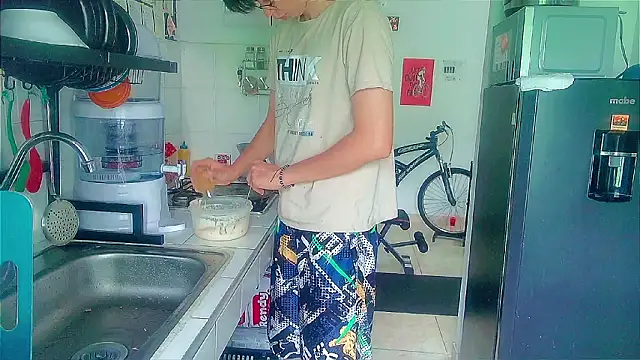 Snapshot of Andy_gray chatting on February 16, 2026, 2:37 pm Andy gray online show from February 16, 2026, 2:37 pm