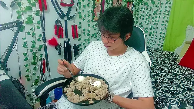 Snapshot of Andy_gray chatting on February 25, 2026, 10:53 pm Andy gray online show from February 25, 2026, 10:53 pm