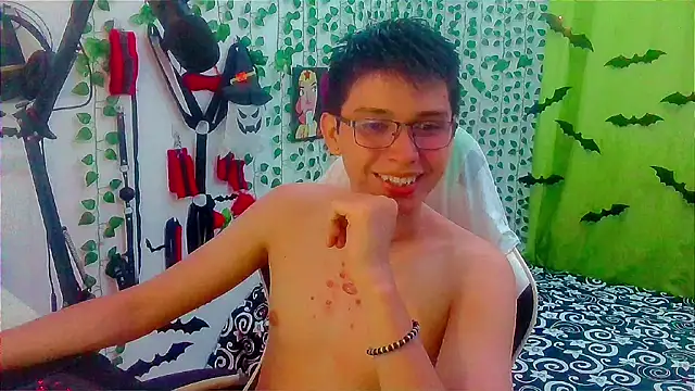 Snapshot of Andy_gray chatting on November 7, 2025, 12:37 am Andy gray online show from November 7, 2025, 12:37 am