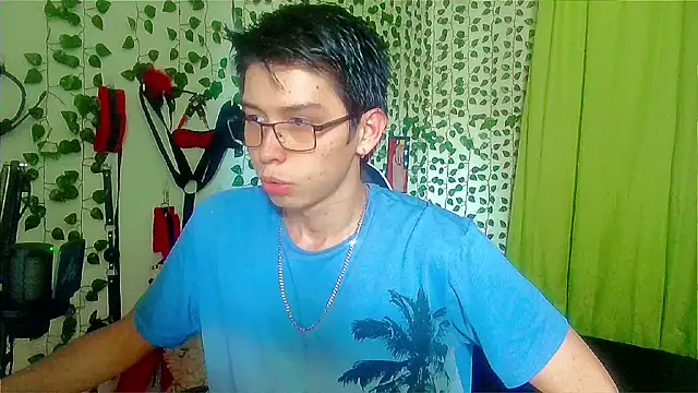 Snapshot of Andy_gray chatting on December 13, 2025, 8:04 pm Andy gray online show from December 13, 2025, 8:04 pm