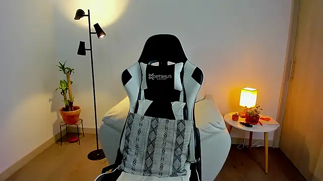 dafboy1 online show from February 1, 2026, 4:49 pm