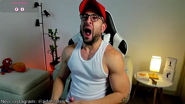 dafboy1 online show from May 15, 2026, 11:30 am