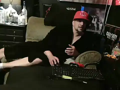 Snapshot of RM_Discov3ri3z chatting on January 4, 2025, 9:32 am RM Discov3ri3z online show from January 4, 2025, 9:32 am