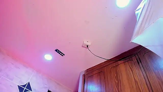 ailynBlaze online show from November 19, 2025, 11:38 pm