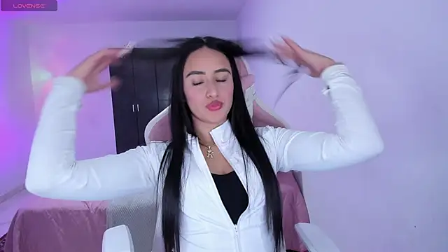 Tinylottie online show from February 28, 2026, 12:43 am