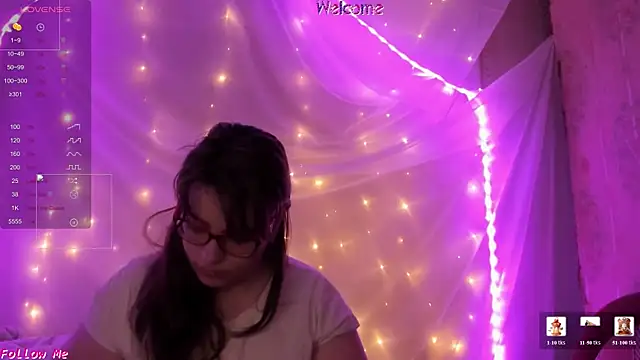 Seductive She Wolf online show from June 5, 2026, 4:39 am