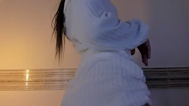 Sophia Cambpell online show from March 30, 2026, 10:44 pm