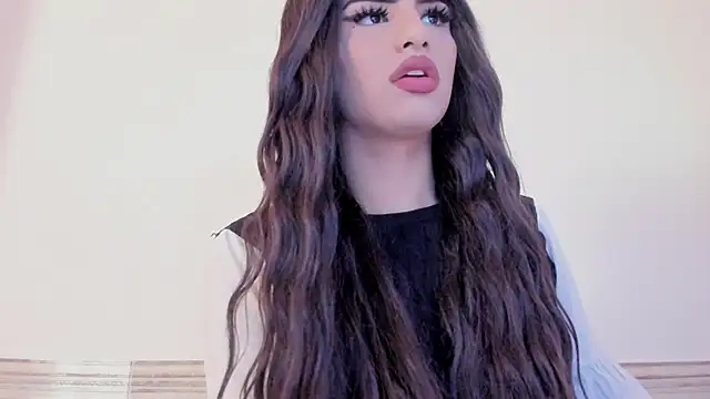 Sophia Cambpell online show from February 10, 2026, 9:36 pm