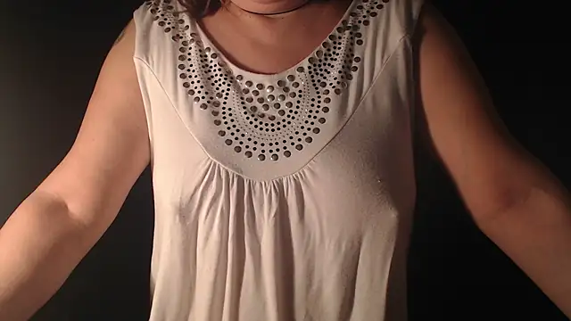 1BECHA1 online show from November 18, 2025, 12:26 am