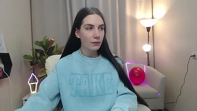 Snapshot of NikaStark_ chatting on February 17, 2026, 7:44 pm NikaStark online show from February 17, 2026, 7:44 pm