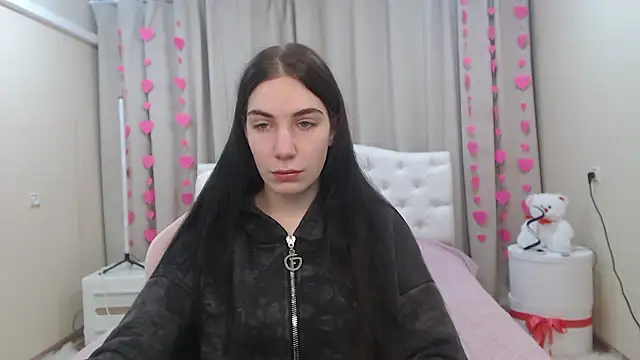 Snapshot of NikaStark_ chatting on February 5, 2026, 9:43 pm NikaStark online show from February 5, 2026, 9:43 pm