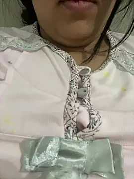 Snapshot of yassminsexy22 chatting on January 10, 2025, 5:45 pm yassminsexy22 online show from January 10, 2025, 5:45 pm