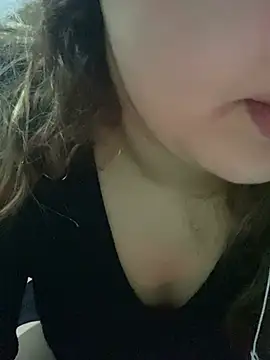 Snapshot of yassminsexy22 chatting on February 20, 2026, 7:49 pm yassminsexy22 online show from February 20, 2026, 7:49 pm