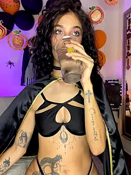 MarianaSnake online show from October 31, 2025, 3:03 am